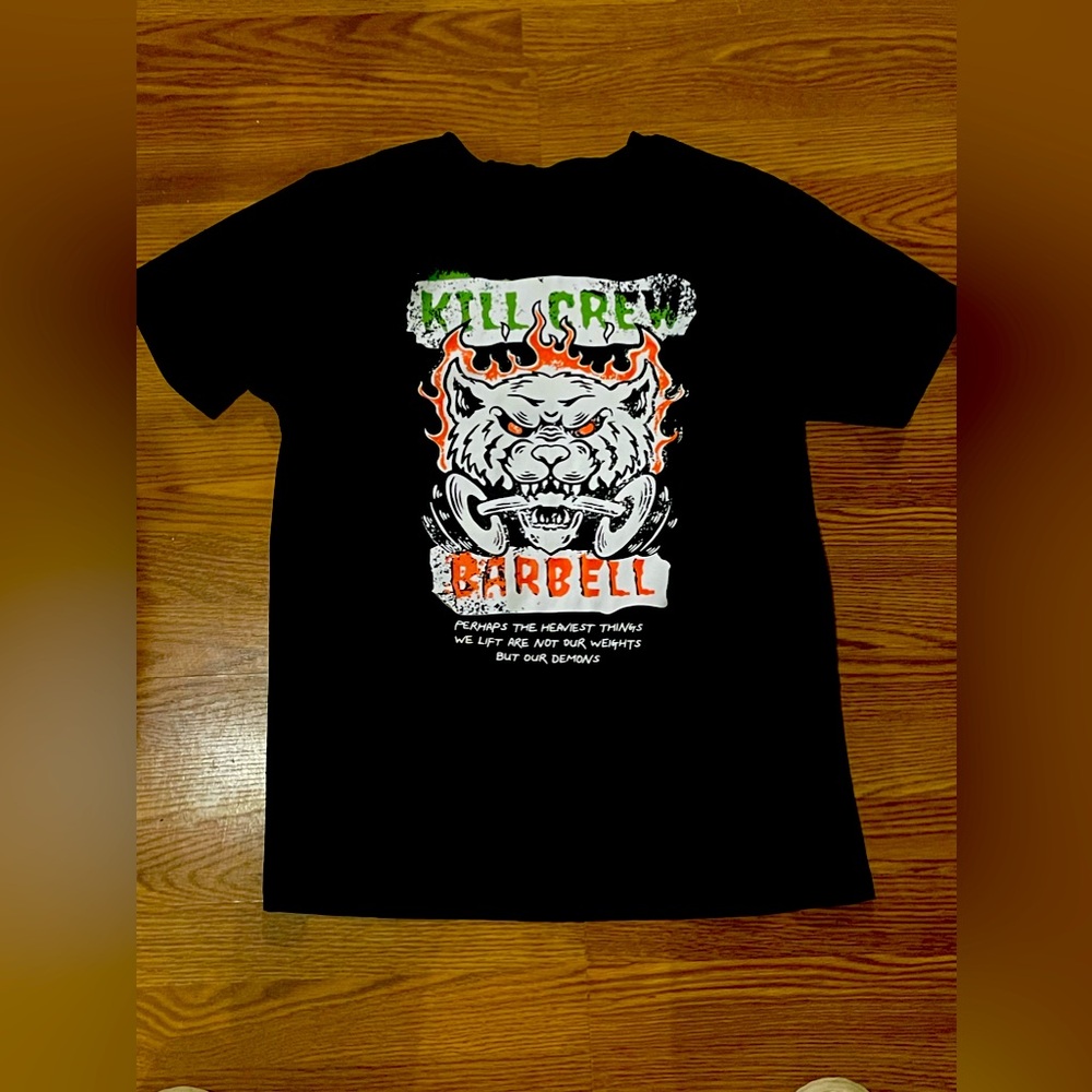 Graphic tee shirt